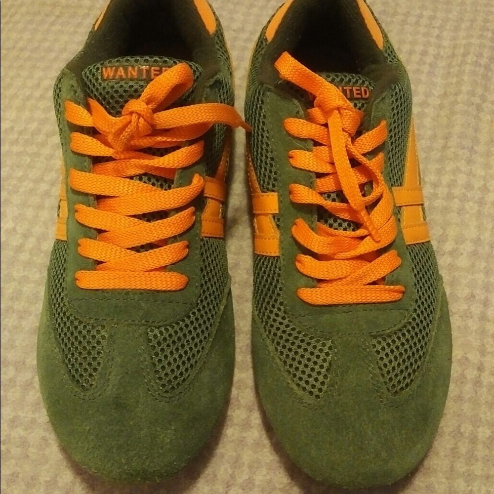 Wanted sneakers